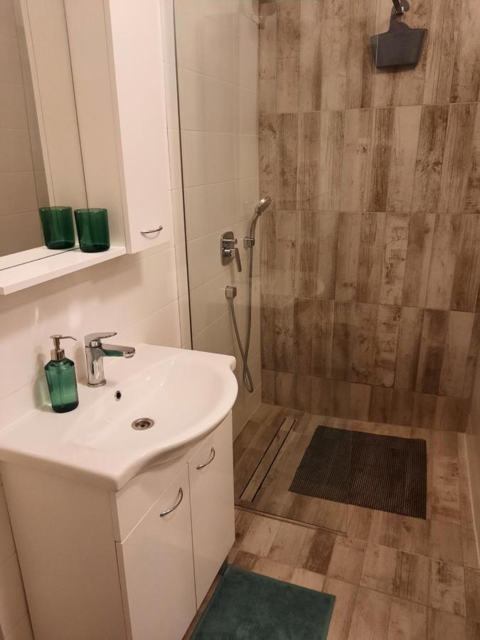 Apartmani Venium Križevci エクステリア 写真